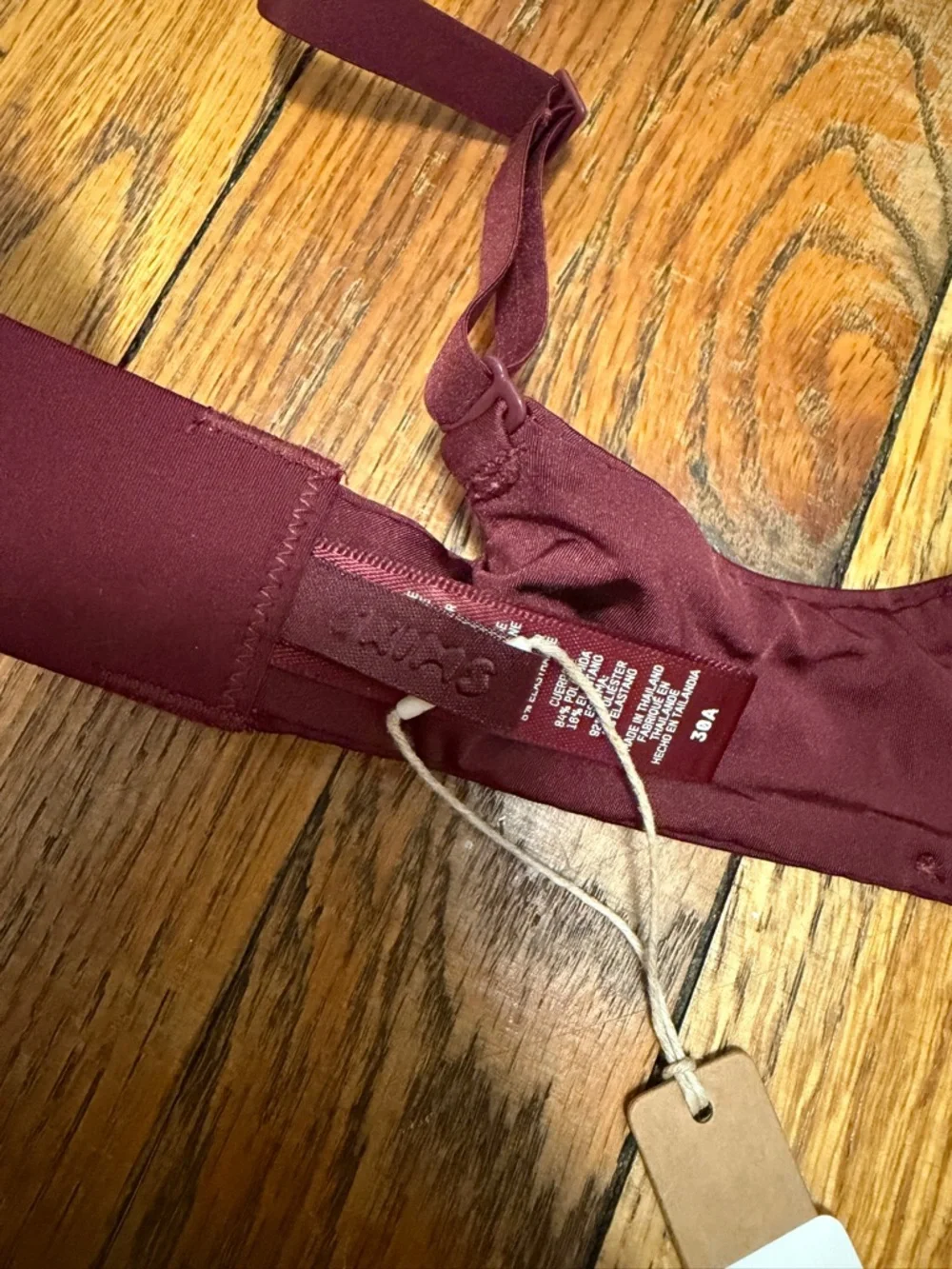 SKIMS Burgundy Underwire T-Shirt Bra - Picture 3 of 4